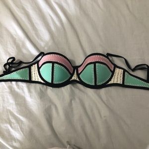 TRIANGL bikini top small ++
